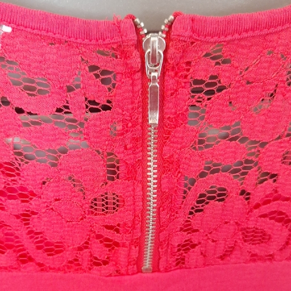 New York & Company Coral Lace Short Sleeve Blouse - Picture 8 of 10